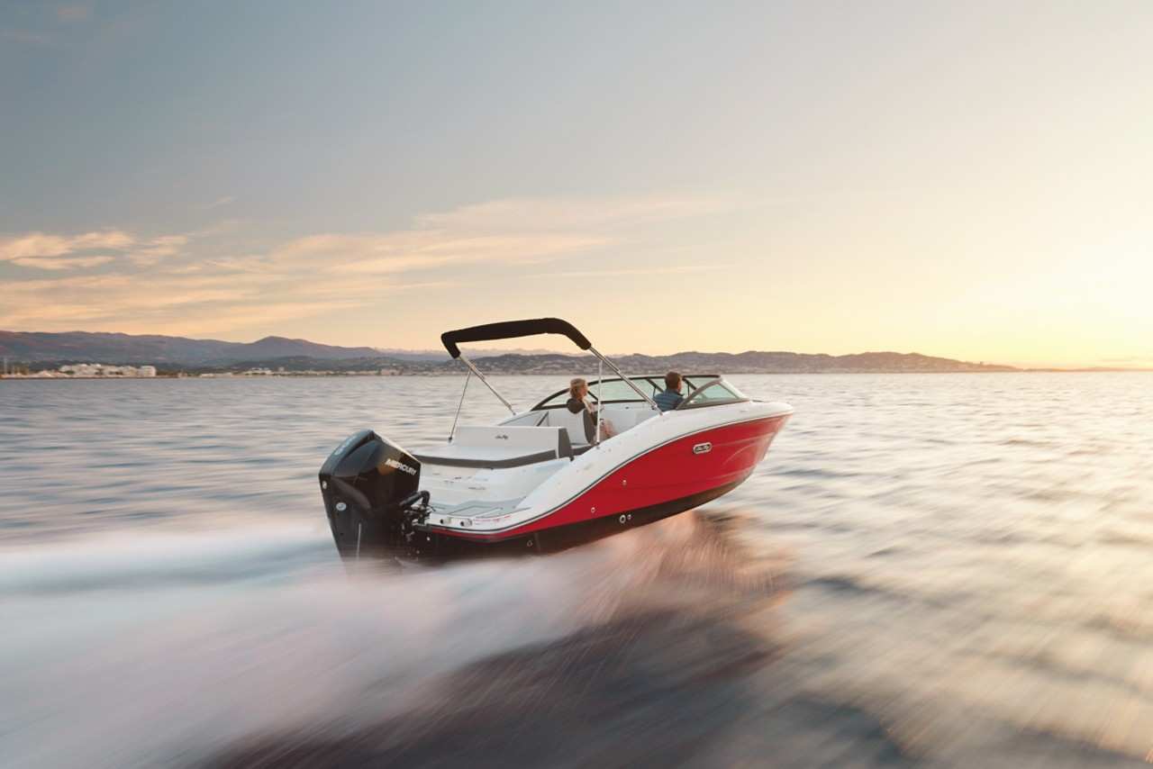 SPX 210 Outboard running starboard front three quarter