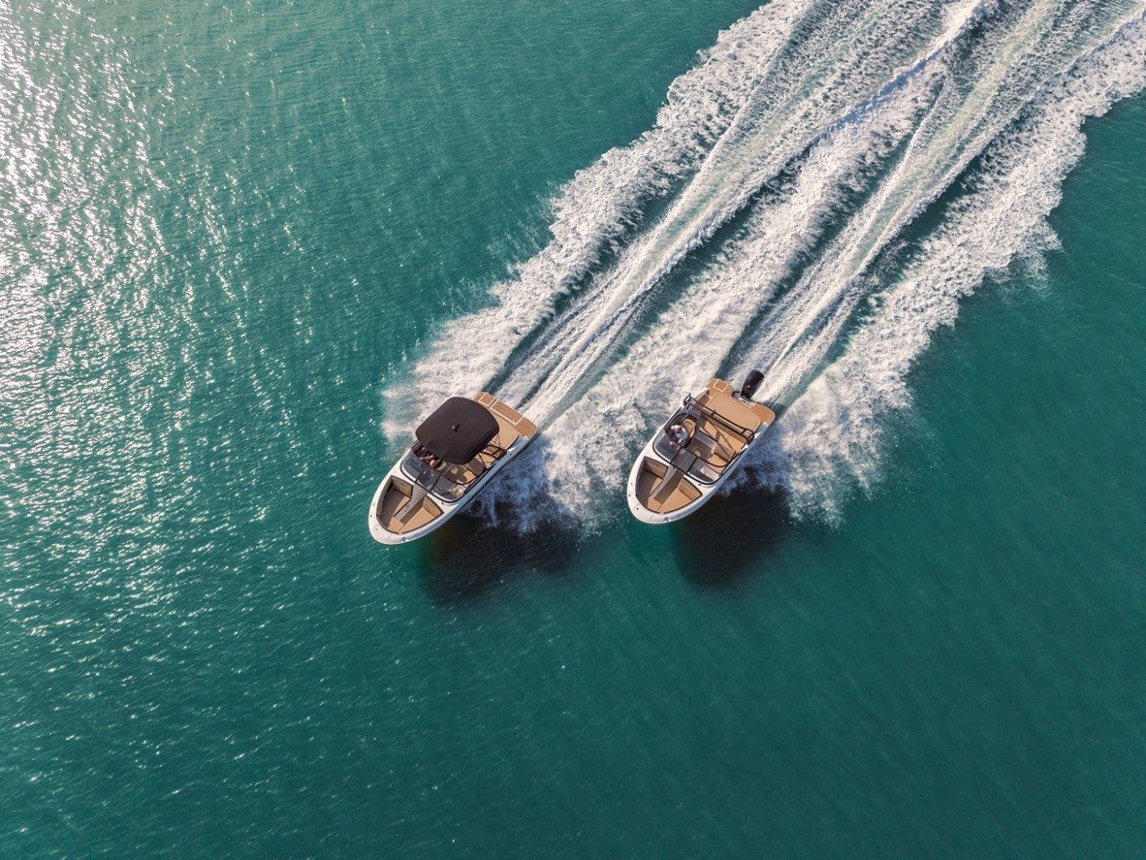 Aerial view of an SPX 190 and SPX 190 Outboard