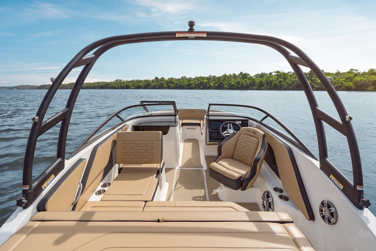 SPX 190 Outboard cockpit