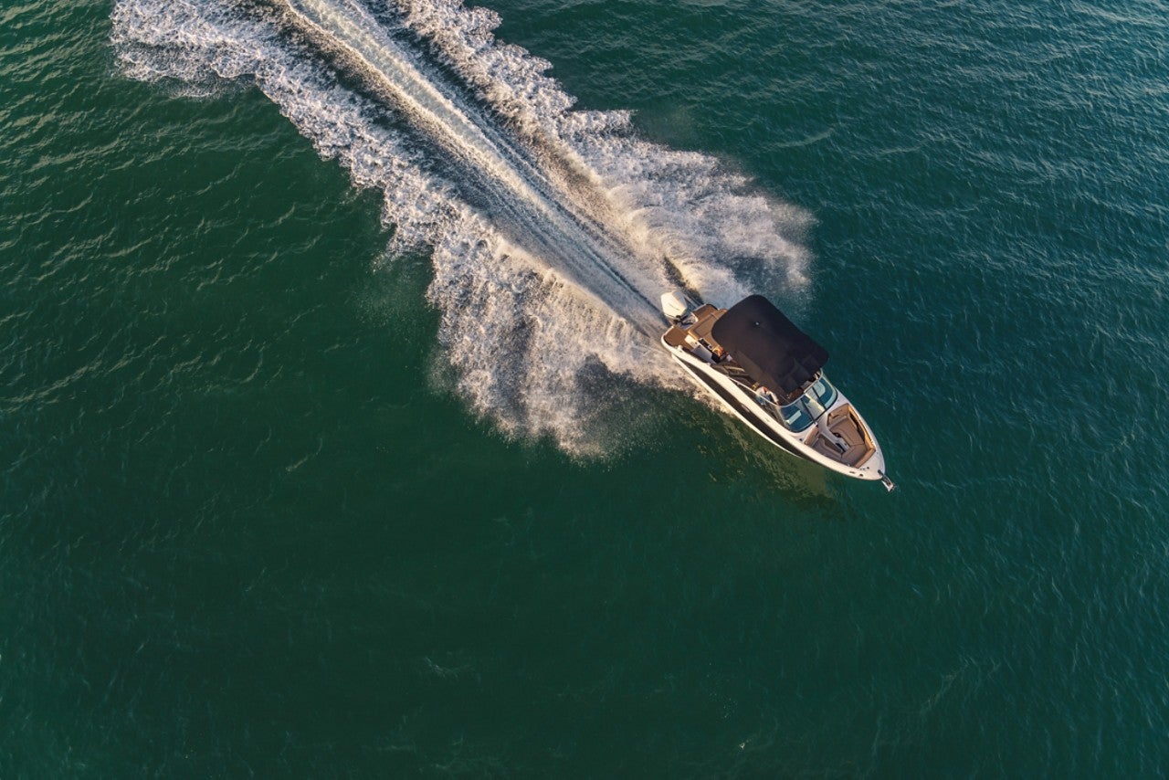 SLX 260 Outboard aerial view