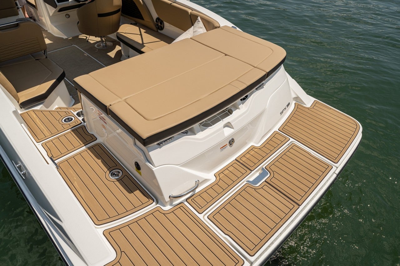 2024 SPX 230 port stern swim platform transom sunpad